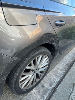CUOTA 135€ - SEAT Leon 2014 Sport tourer 1.6 105cv