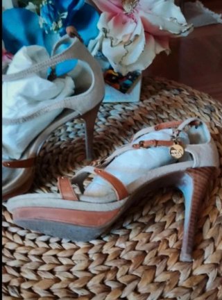 Sandali donna beige e marrone