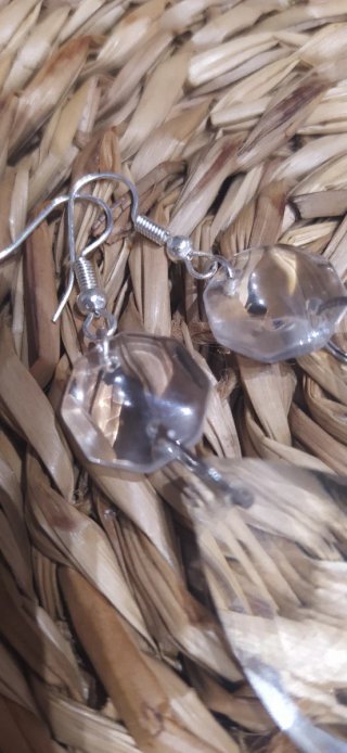 Pendientes largos de cristal plateados