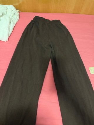 Pantalón ancho marrón Zara