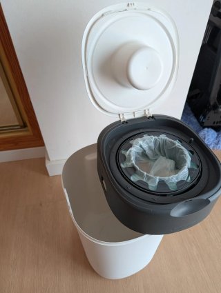 Papelera para pañales Tommee Tippee