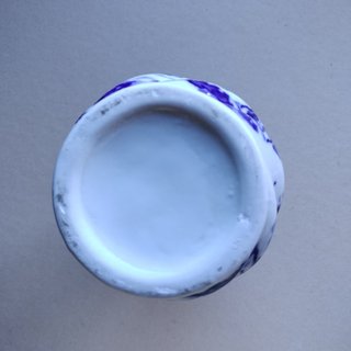 Jarra de Porcelana Azul e Branca