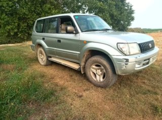 Toyota Land Cruiser 2000