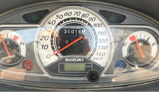 Suzuki Burgman UH125 (2010)