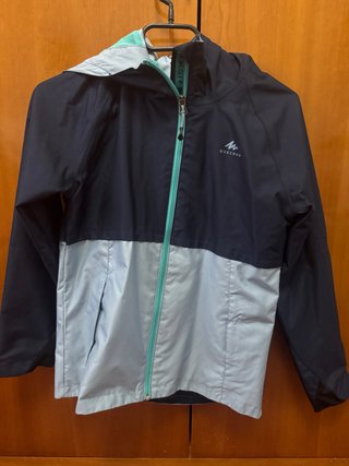 Chaqueta Quechua Azul talla 10 - 11