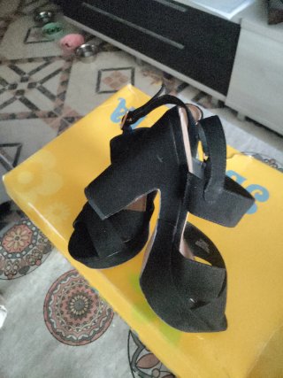 Scarpe col tacco nere da donna MARYPAZ