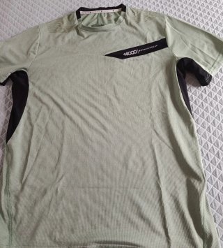 Camiseta Técnica +8000 Verde Talla L
