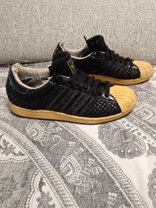 Zapatillas Adidas Superstar Talla 45 Negras Dorada