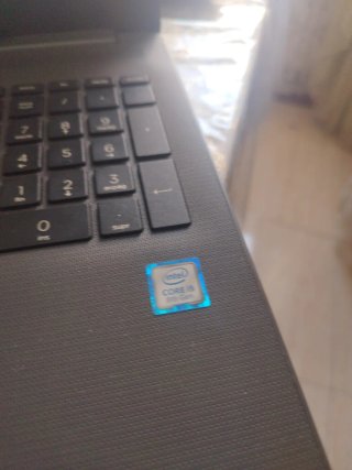 HP 250 G7 i5 8ª Gen 8GB RAM 256GB SSD