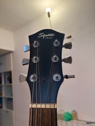 Guitarra Eléctrica Fender Squier Negra