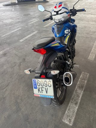 Suzuki GSX-S125 Azul