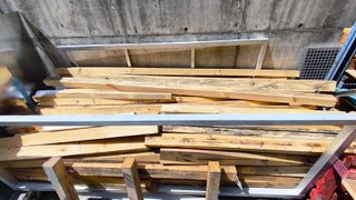Listones de madera para construcción
