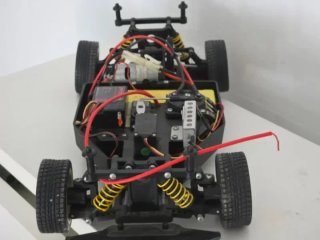 Coche RC BYCMO 27MHz Vintage