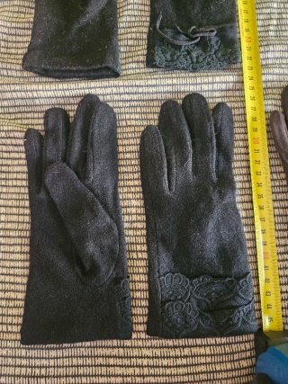 Guantes de mujer negros y marrones algodon y ante