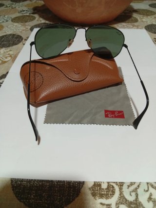 Occhiali da sole Ray-Ban Aviator neri