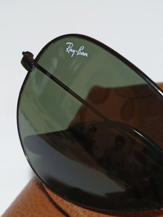 Occhiali da sole Ray-Ban Aviator neri