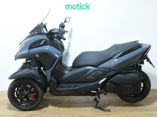 YAMAHA TRICITY 300