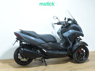 YAMAHA TRICITY 300
