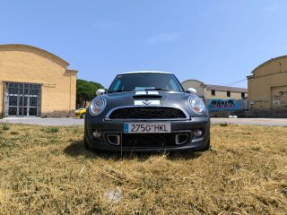 MINI Cooper SD 143CV 3P