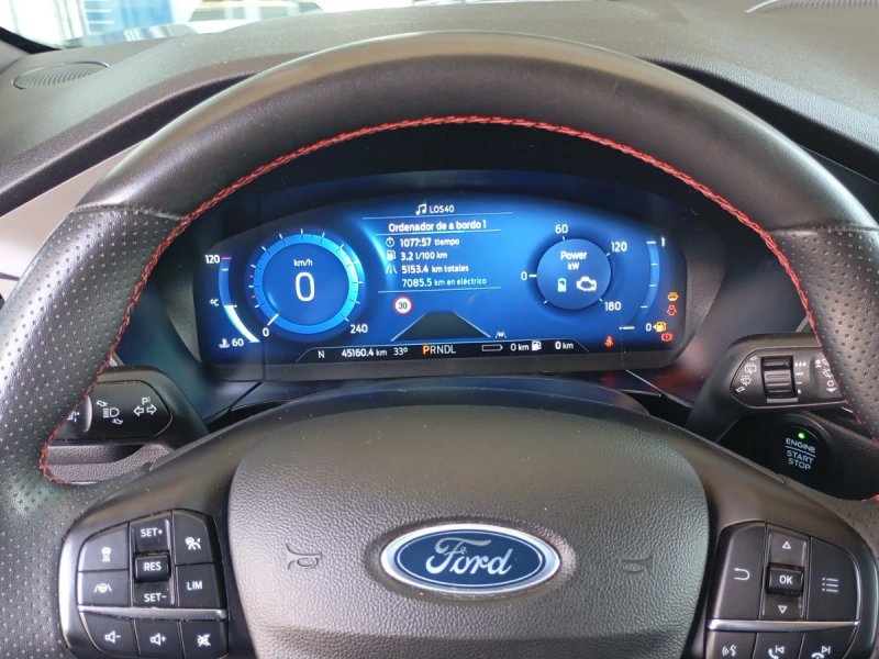 Ford Kuga 2023, foto 5