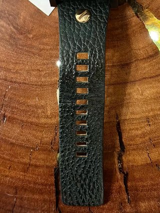 Reloj Diesel DZ7350 Negro y Dorado