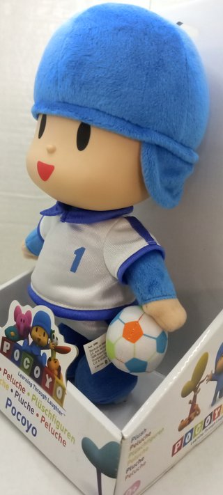 Peluche Pocoyó futbolista con balón