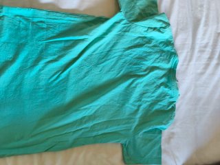 Camiseta verde azulado