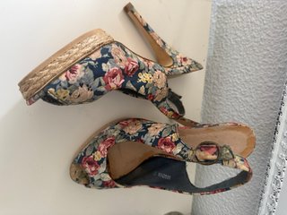 Sandalias tacón floral estileto plataforma
