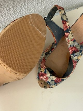 Sandalias tacón floral estileto plataforma