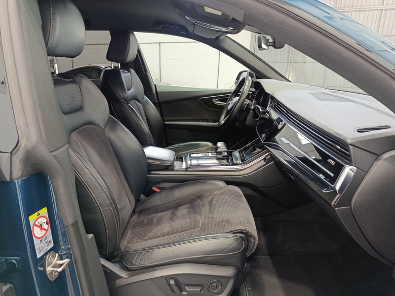 Audi Q8 2019, foto 15