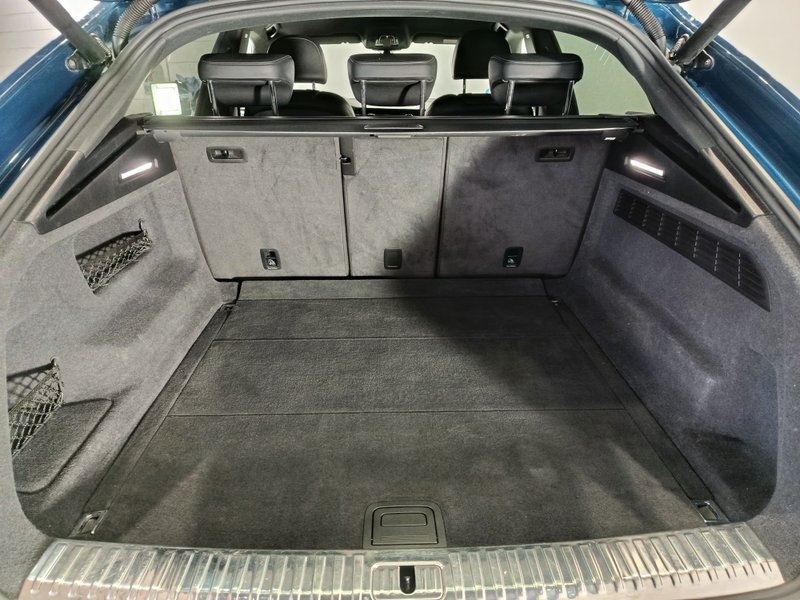 Audi Q8 2019, foto 17