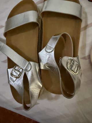 Sandalias plateadas con plataforma