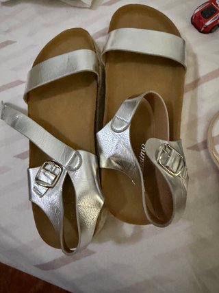 Sandalias plateadas con plataforma