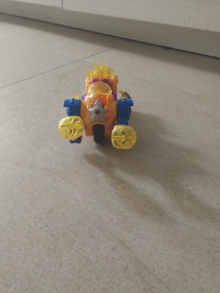 Vehículo Speed Fury Superthings + Figura Kid Kazoo