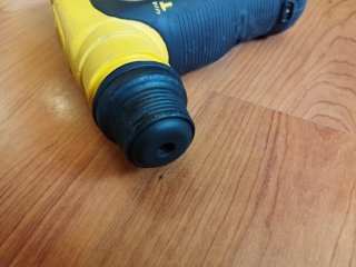 Taladro percutor Dewalt DCH253 18V