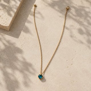 Collar bañado en oro 18k con dijes