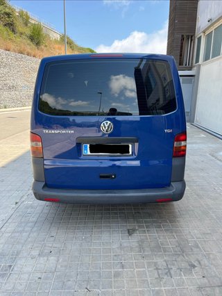 Volkswagen Transporter T5 2008 1.9TDI 9pax Camper