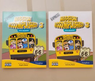 Dos libros Primary Education Vaughan.