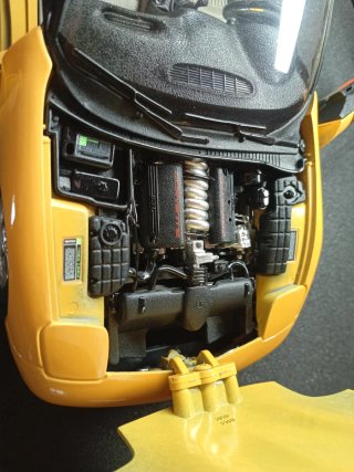 Corvette C5 Cabrio Amarillo 1/18 Burago