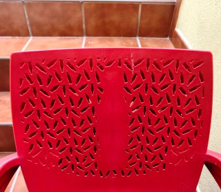 3 Sillas Rojas de exterior apilables