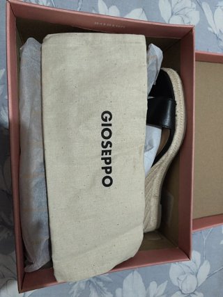 Zeppe Gioseppo Donna