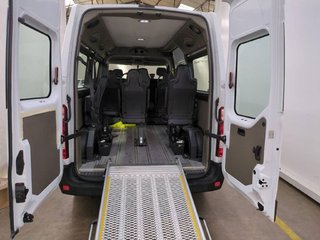 Renault Master FURGÓN ADAPTADO 3.5T L2H2 2.3 DCI 130 CV CON RAMPA PARA PMR MOVILIDAD REDUCIDA