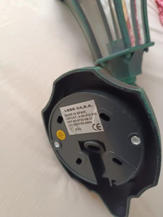 Farol exterior negro y verde nuevo