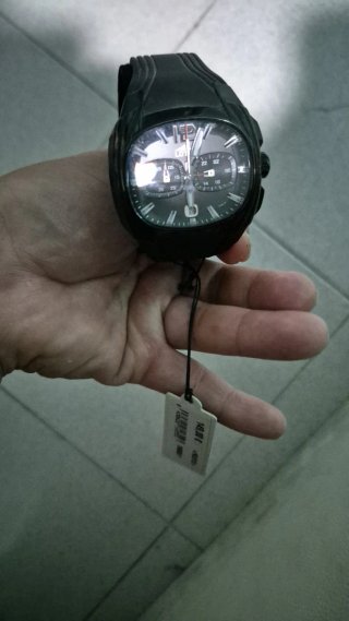 Reloj Lotus Negro