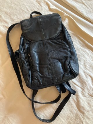 Bolso Mochila Cuero Negro