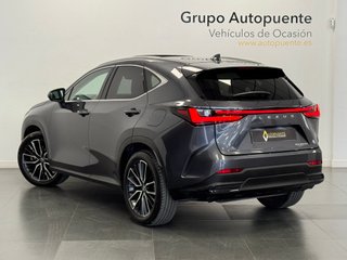 Lexus NX 450H + LUXURY