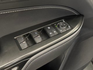 Lexus NX 450H + LUXURY