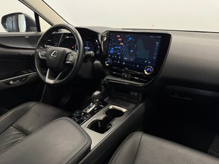 Lexus NX 450H + LUXURY