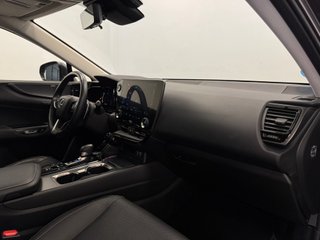 Lexus NX 450H + LUXURY