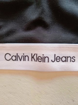 Top sujetador Calvin Klein Jeans negro